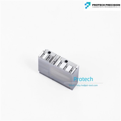 Innealachadh pàirtean a bharrachd molltair plastaig